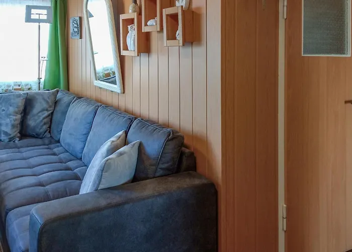 Ferienhaus Kummerow 펜션 *